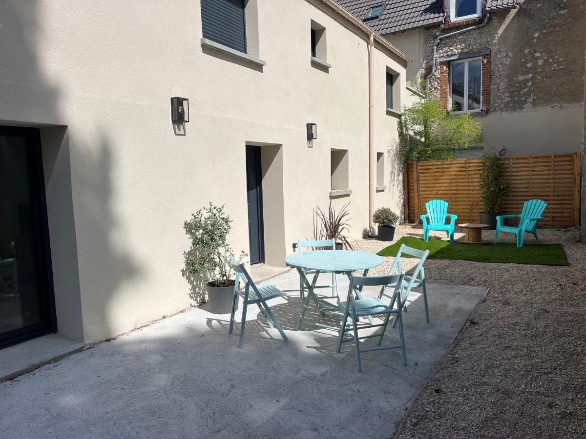 올리언스 Maison Avec Exterieur Proche Gare Des Aubrais 빌라 외부 사진